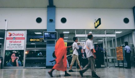 お年寄りの所得税還付に税理士が関与か