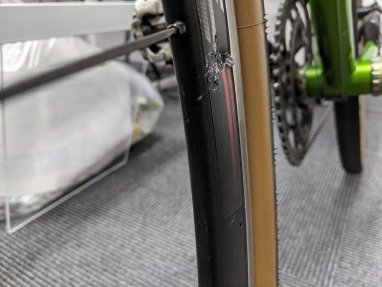 駐輪場が自転車を破壊する