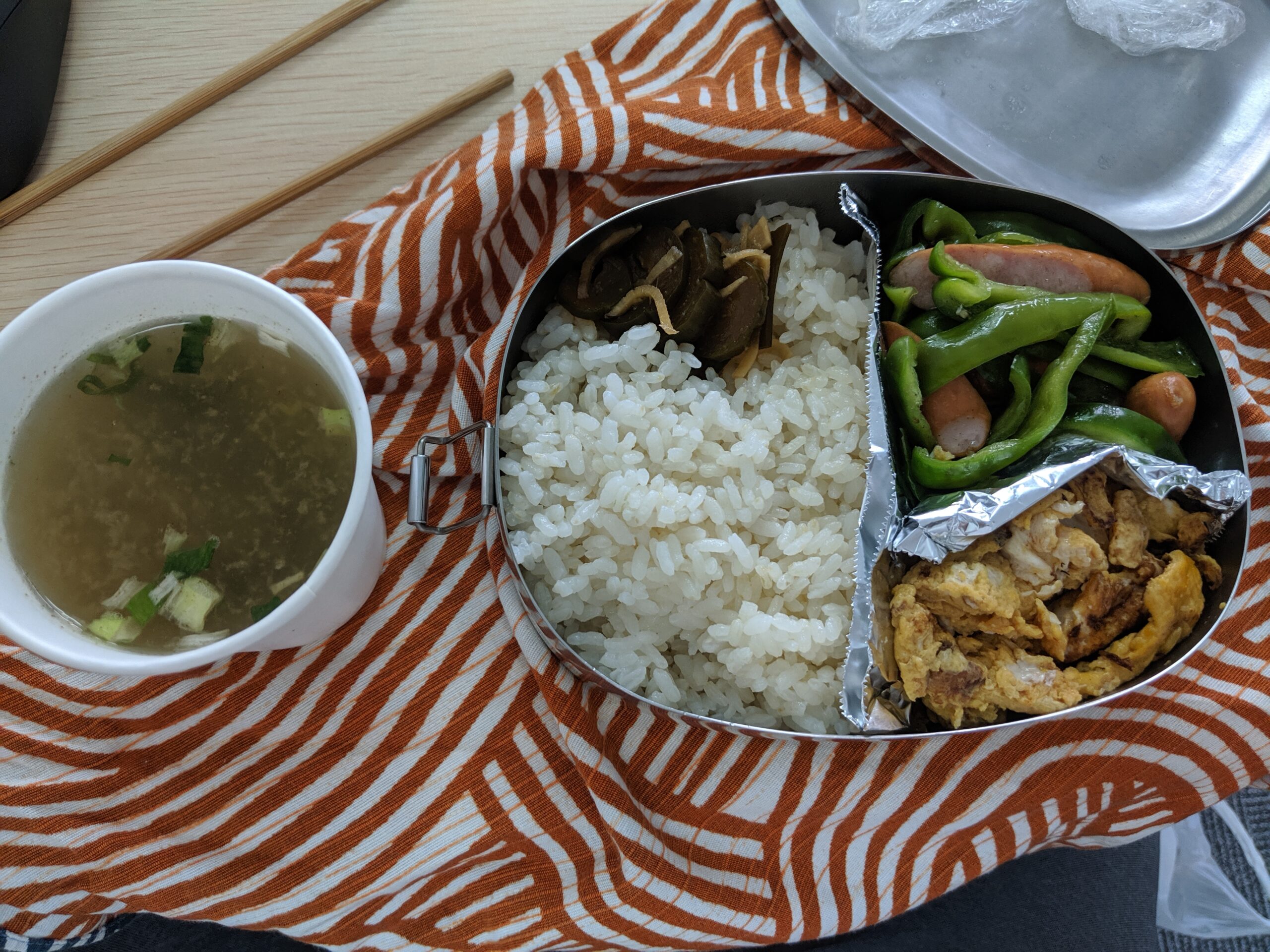 毎日卵かけ納豆ご飯